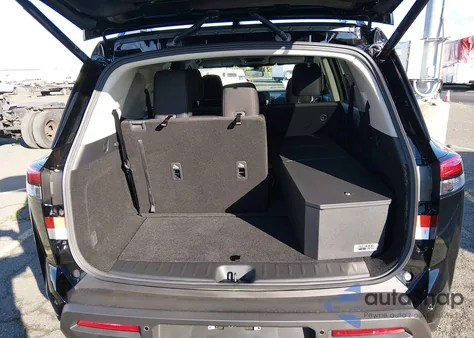 2025 Nissan Pathfinder Rock Creek 4Wd/Sv 4Wd z USA, uszkodzony, nr VIN 5N1DR3BC5SC312439